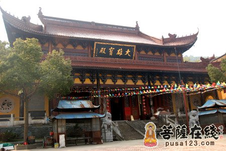 湖州常照寺于七月十五日中元节举办盂兰盆会