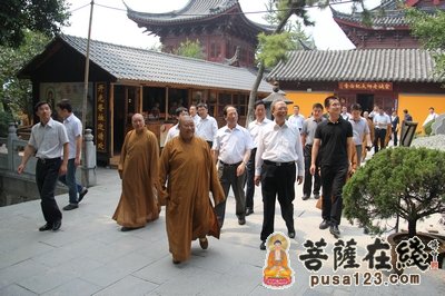 原国务院副总理曾培炎一行参访鸡鸣寺