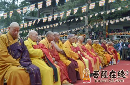 云南省鸡足山碧云禅寺隆重举行开光庆典法会