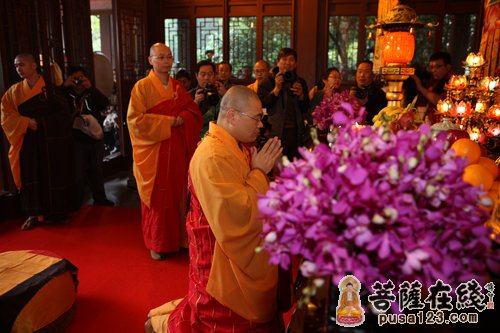 杭州韬光寺举行月真法师荣膺方丈升座庆典