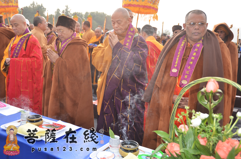 【高清图集】湖北灵泉寺隆重举行药师佛文化园坛城开光法会暨国际全山