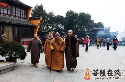 加拿大湛山精舍性空长老一行参访南京鸡鸣寺