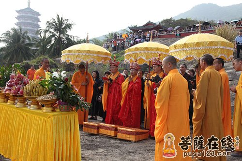 三亚南山寺举行2013年法界圣凡水陆普度大斋胜会