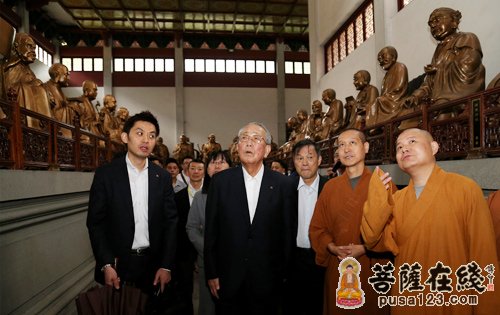 日本京瓷创始人稻盛和夫先生参访杭州灵隐寺