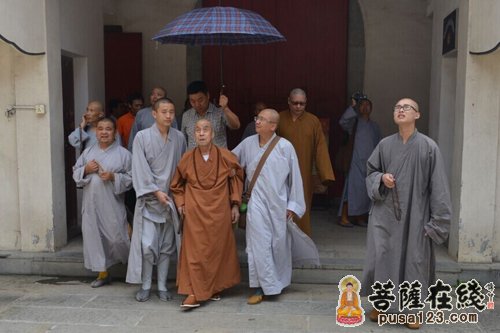 辽宁营口楞严寺方丈圆山长老一行参访五祖寺