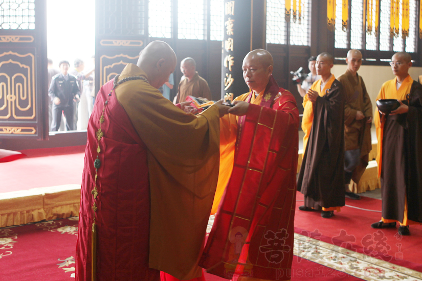 【高清图集】青州广福寺重修落成暨本悟法师方丈升座庆典隆重举行