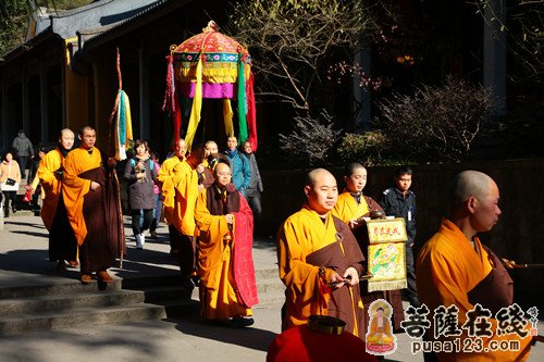 祈福法会现场