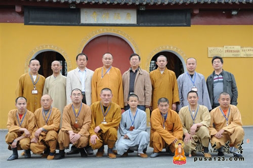 法禅大和尚率香山寺僧众到海安广福禅寺参观学习