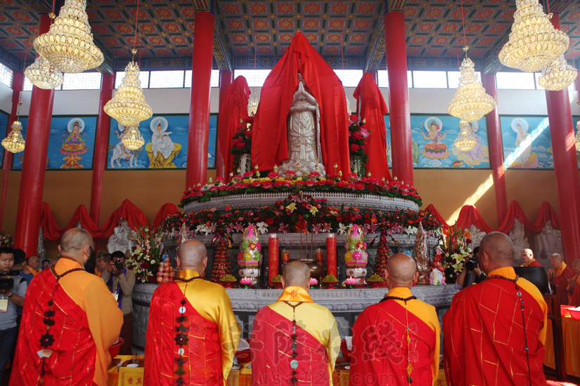 南山玉佛殿16周年庆典图片